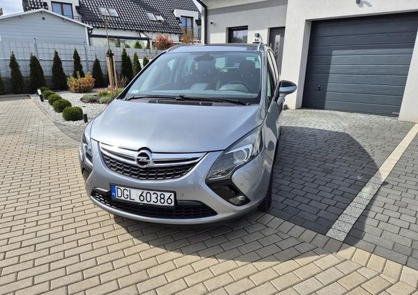 Opel Zafira cena 35500 przebieg: 166000, rok produkcji 2015 z Głogów małe 352